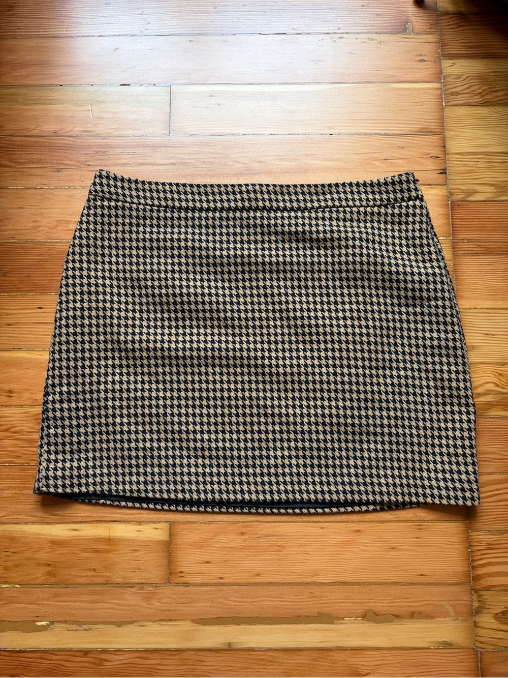 Nine West Houndstooth Mini Skirt - Black and Tan